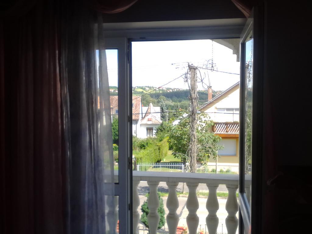 Hévíz Kristaly Apartman B&B 외부 사진