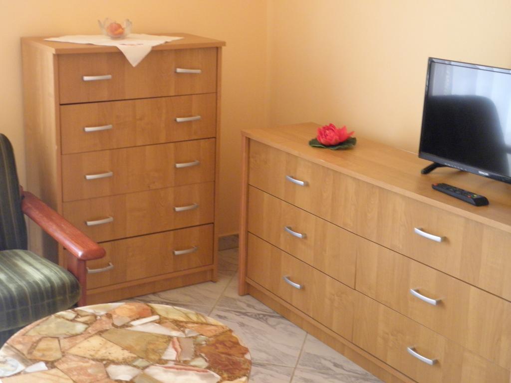 Hévíz Kristaly Apartman B&B 외부 사진