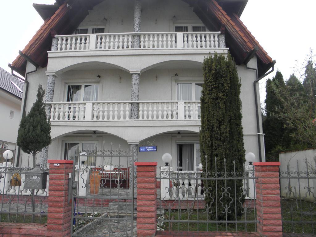 Hévíz Kristaly Apartman B&B 외부 사진
